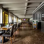 Hotel Sl'otel Budget