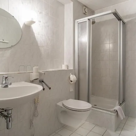 Guest house Sl'otel Budget Bernburg