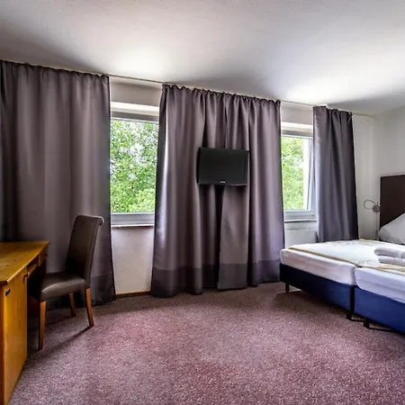 Sl'otel Budget