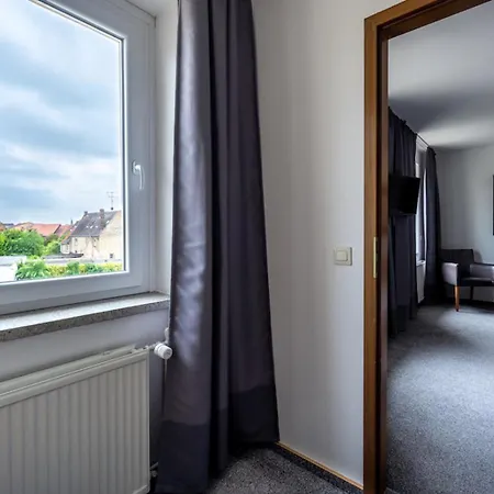 Hotel Sl'otel Budget Bernburg