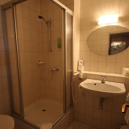 Sl'otel Budget Guest house 3*