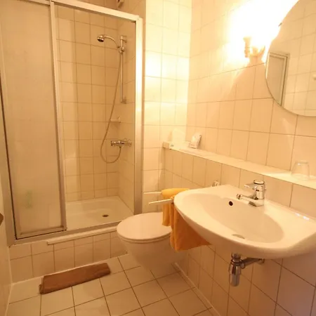 Sl'otel Budget Guest house Bernburg
