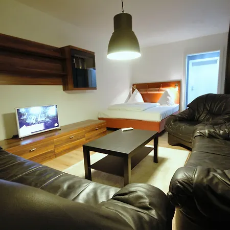 Sl'otel Budget
