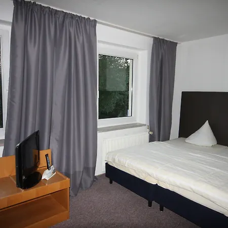 Hotel Sl'otel Budget Bernburg