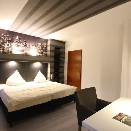 Sl'otel Budget Hotel