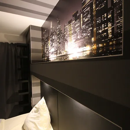 Sl'otel Budget Hotel