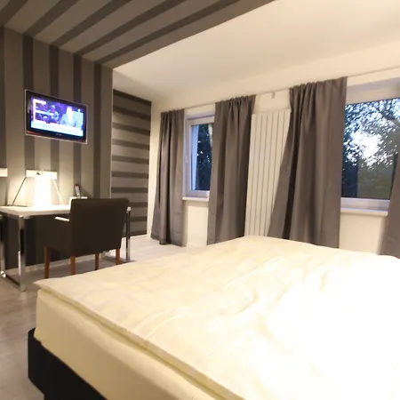 Sl'otel Budget Hotel 3*