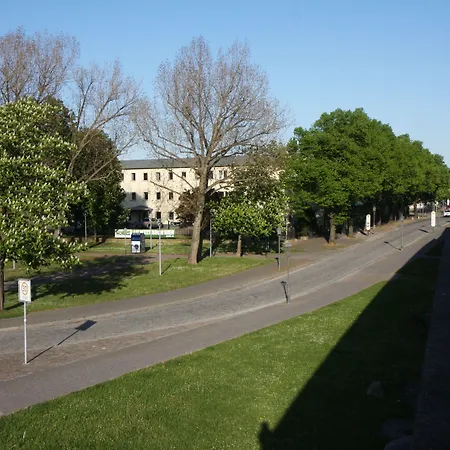 Sl'otel Budget 3* Bernburg