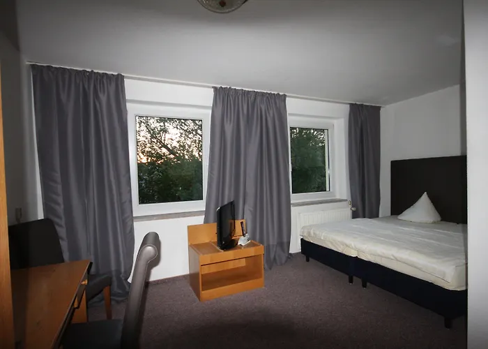 Sl'otel Budget Hotel 3*