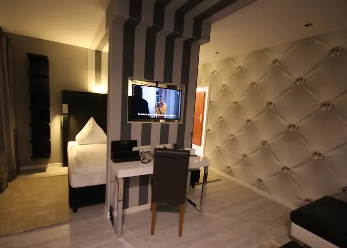 Sl'otel Budget Hotel 3*