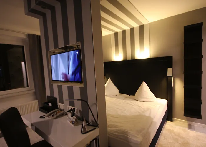 Sl'otel Budget 3*