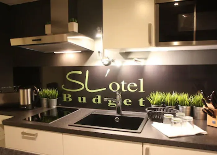 Sl'otel Budget Hotel
